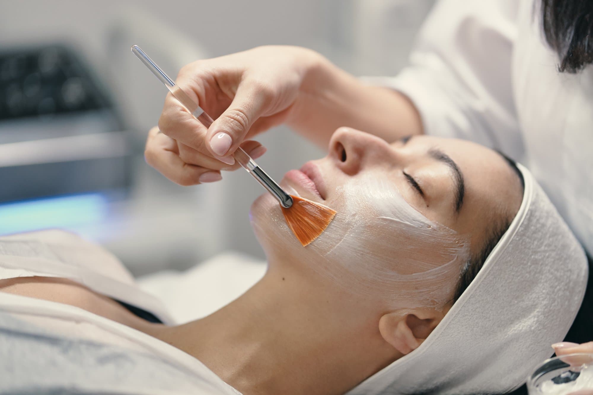 The benefits of Chemical Peels at Aever Clinics