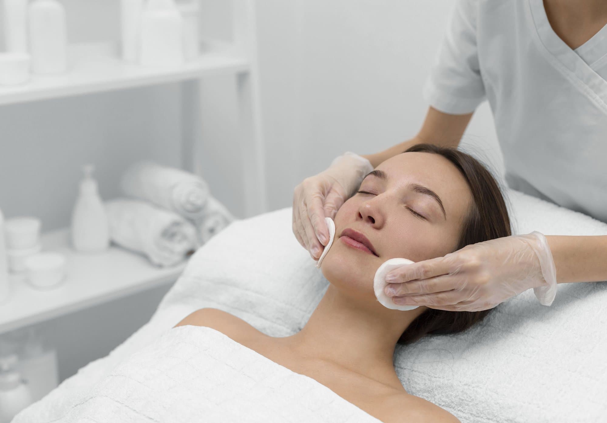 een huidverjongende ervaring - de Hydrafacial® bij Aever Clinics